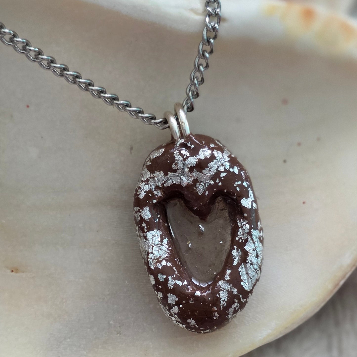 Handcrafts
Handmade
Trendy
Aesthetic
Stainless steel
trendy jewelry
handcrafted jewelry
exclusive handmade jewelry
fashion jewelry
Modern Jewelry
spring-summer
Waterproof
artisan-crafted jewelry
Pendant
pendant necklace fashion
Accesorios únicos
desechos de mar
sea glass
polymer clay jewelry
polymer clay