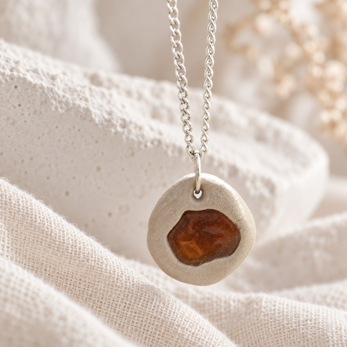 Handcrafts
Handmade
Trendy
Aesthetic
Stainless steel
trendy jewelry
handcrafted jewelry
exclusive handmade jewelry
fashion jewelry
Modern Jewelry
spring-summer
Waterproof
artisan-crafted jewelry
Pendant
pendant necklace fashion
Accesorios únicos
desechos de mar
sea glass
polymer clay jewelry
polymer clay