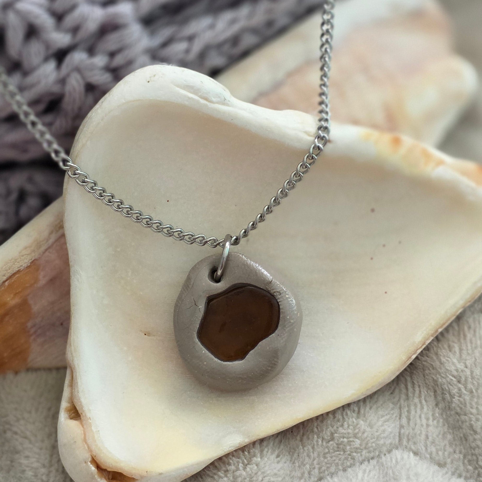 Handcrafts
Handmade
Trendy
Aesthetic
Stainless steel
trendy jewelry
handcrafted jewelry
exclusive handmade jewelry
fashion jewelry
Modern Jewelry
spring-summer
Waterproof
artisan-crafted jewelry
Pendant
pendant necklace fashion
Accesorios únicos
desechos de mar
sea glass
polymer clay jewelry
polymer clay