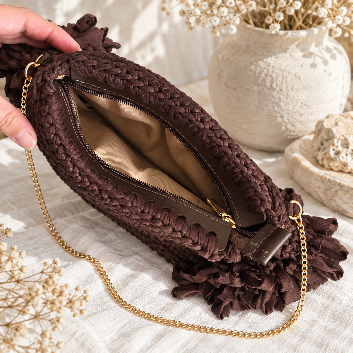 Handcrafts
Handmade
Aesthetic
Trendy
Blessed Knots design
crochet designer
crochet lovers
crochet stitches
crossbody bag
bolsos en crochet
clutch crochet
Crochet
bohemia bag
bohemian style
carteras pequeñas
cartera tejida
cartera de mano