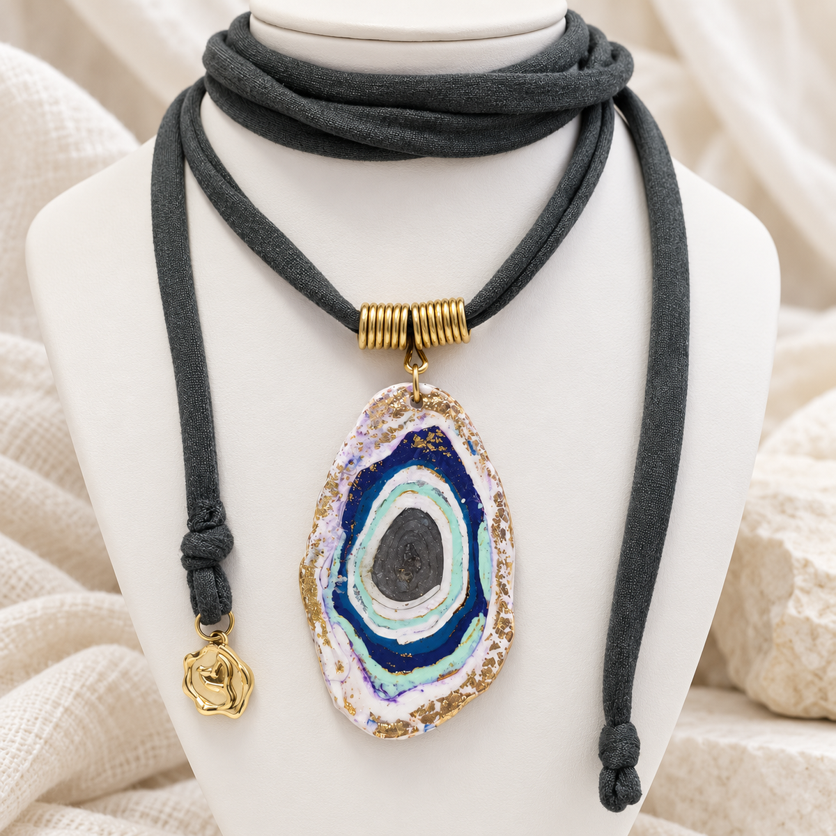 Handcrafts
Aesthetic
Handmade
Trendy
trendy jewelry
arcilla polimerica
polymer clay
polymer clay jewelry
pendant necklace fashion
fashion jewelry
faux agata
exclusive handmade jewelry
Blessed Knots design
handcrafted jewelry
Exclusive Blessed Knots design
Hecho en Puerto Rico
collar ajustable
