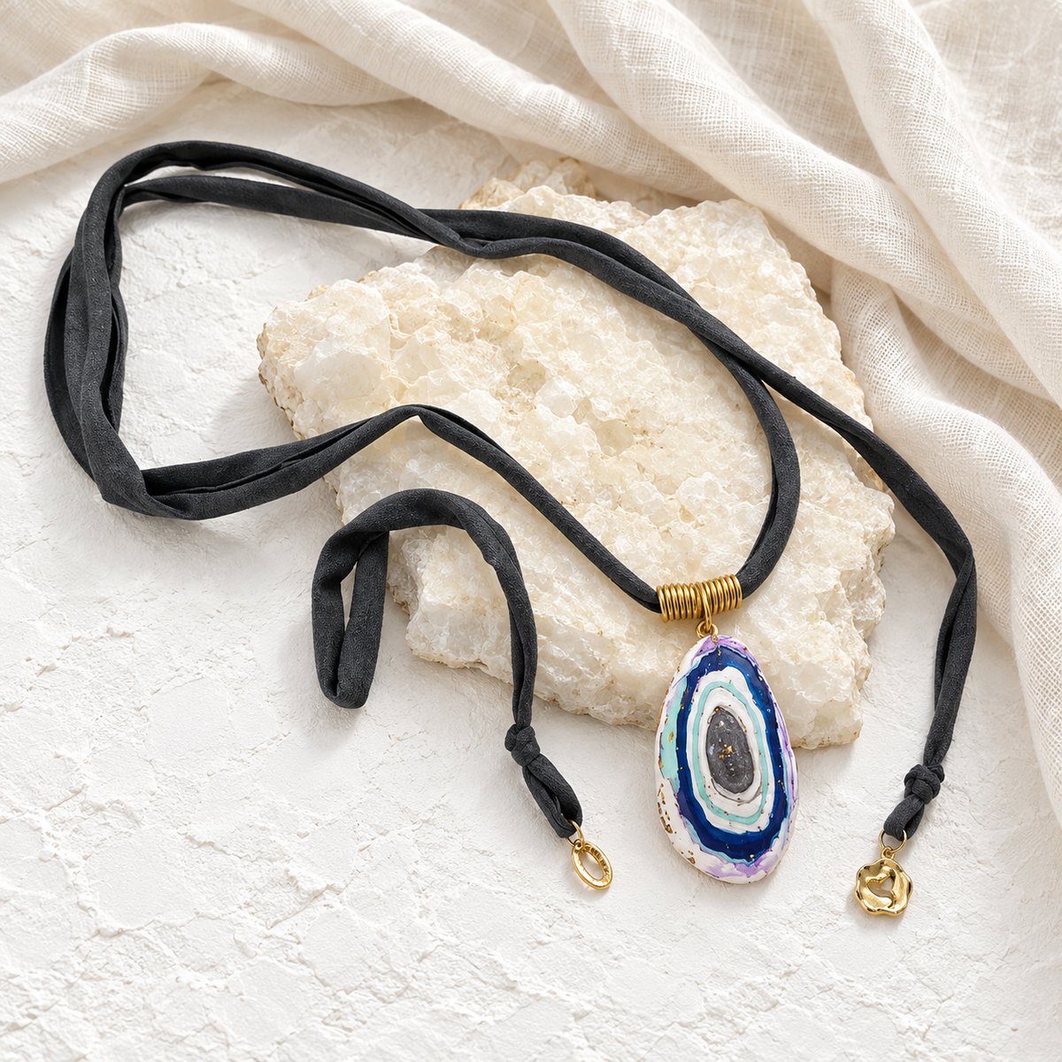 Handcrafts
Aesthetic
Handmade
Trendy
trendy jewelry
arcilla polimerica
polymer clay
polymer clay jewelry
pendant necklace fashion
fashion jewelry
faux agata
exclusive handmade jewelry
Blessed Knots design
handcrafted jewelry
Exclusive Blessed Knots design
Hecho en Puerto Rico
collar ajustable
