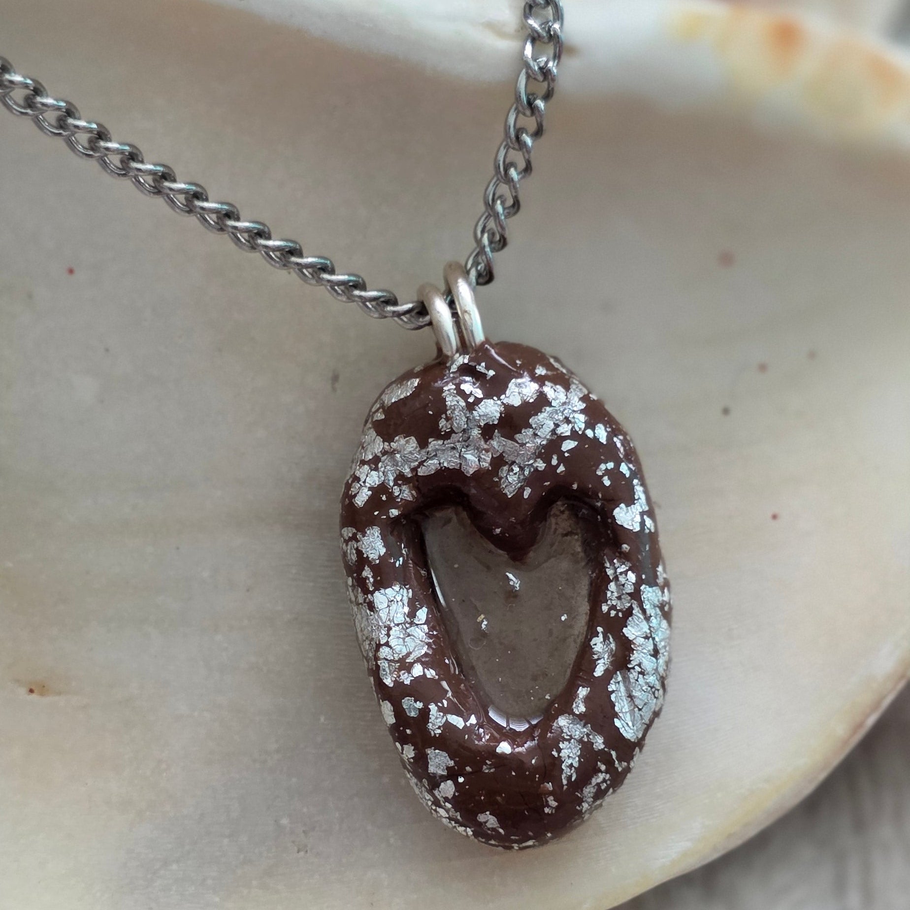Handcrafts
Handmade
Trendy
Aesthetic
Stainless steel
trendy jewelry
handcrafted jewelry
exclusive handmade jewelry
fashion jewelry
Modern Jewelry
spring-summer
Waterproof
artisan-crafted jewelry
Pendant
pendant necklace fashion
Accesorios únicos
desechos de mar
sea glass
polymer clay jewelry
polymer clay