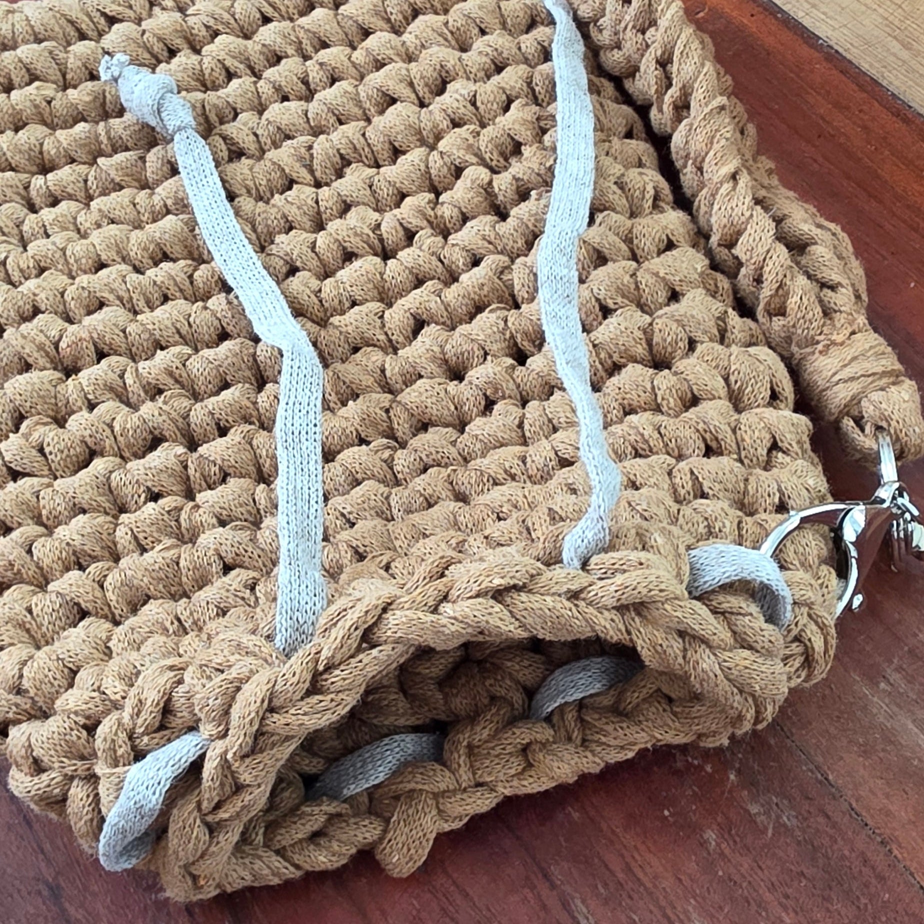 Aesthetic
Handcrafts
Handmade
Trendy
crochet craft
crochet designer
crochet lovers
crochet stitches
Crochet
bolsos en crochet
clutch crochet
boho accessories
boho chic
boho artwork
wristlet bag
cartera de mano