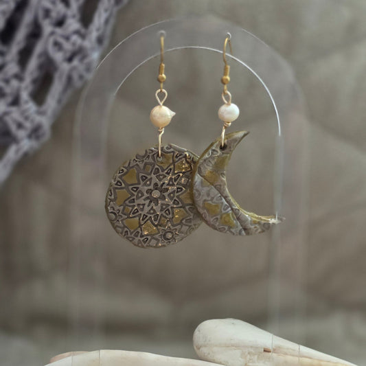 Aesthetic
Handcrafts
Handmade
Trendy
Accesorios únicos
artisan-crafted jewelry
artisan-crafted earrings
Blessed Knots design
Boho-chic artisan jewelry
boho-chic jewelry
Bold stud earrings
Desechos de mar
Earthy metallic jewelry
Exclusive Blessed Knots design
Exclusive handmade earrings
Exclusive handmade jewelry
Fashion Earrings
Fashion jewelry
handcrafted jewelry
handmade dangle earrings
Hecho en Puerto Rico
Joyería artesanal moderna
Modern Jewelry
natural pearl jewelry
