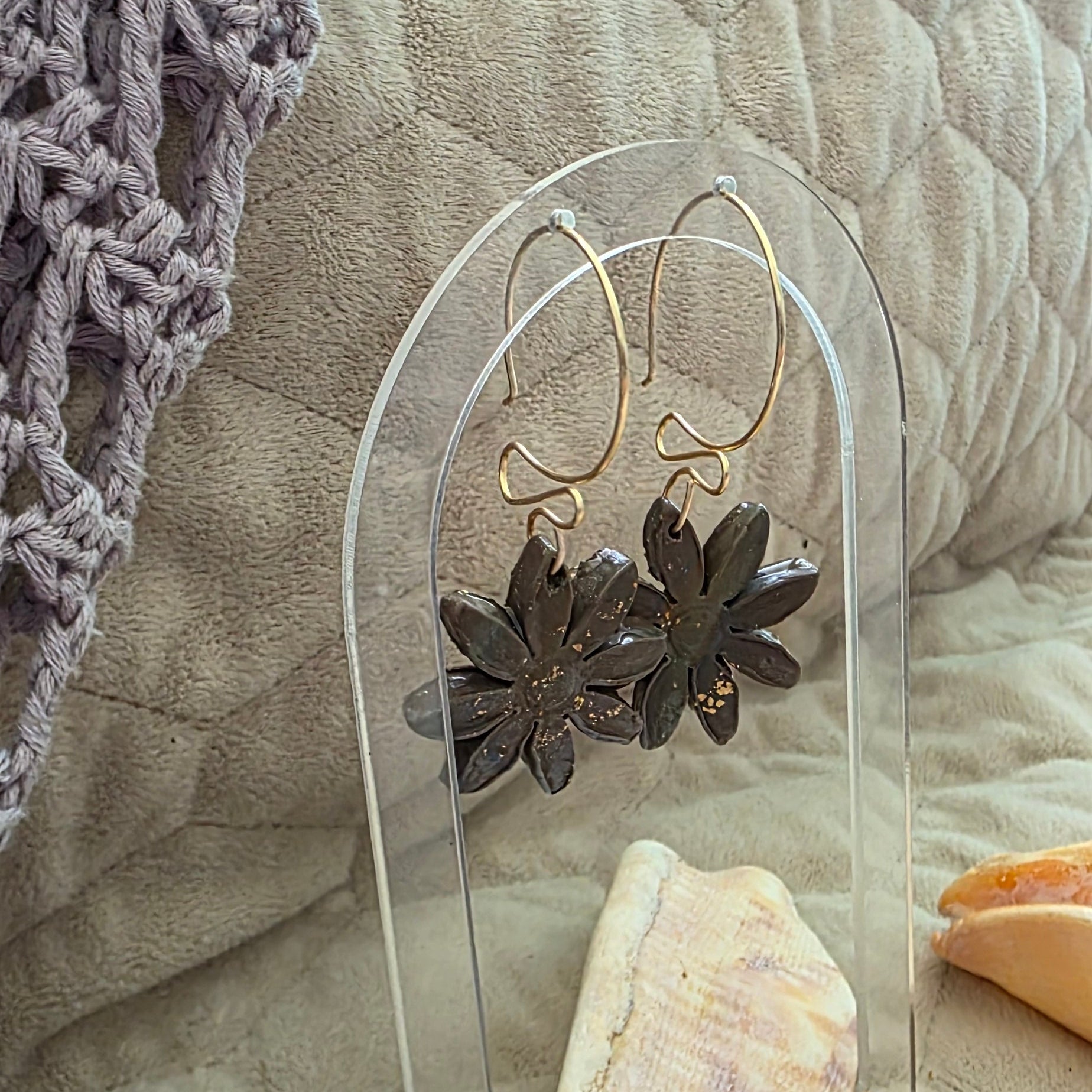 polymer clay earrings, handmade earrings, floral earrings, dark earrings, gold detail earrings, artisan jewelry, boho earrings, minimalist earrings, unique earrings, lightweight earrings, modern jewelry, handcrafted earrings