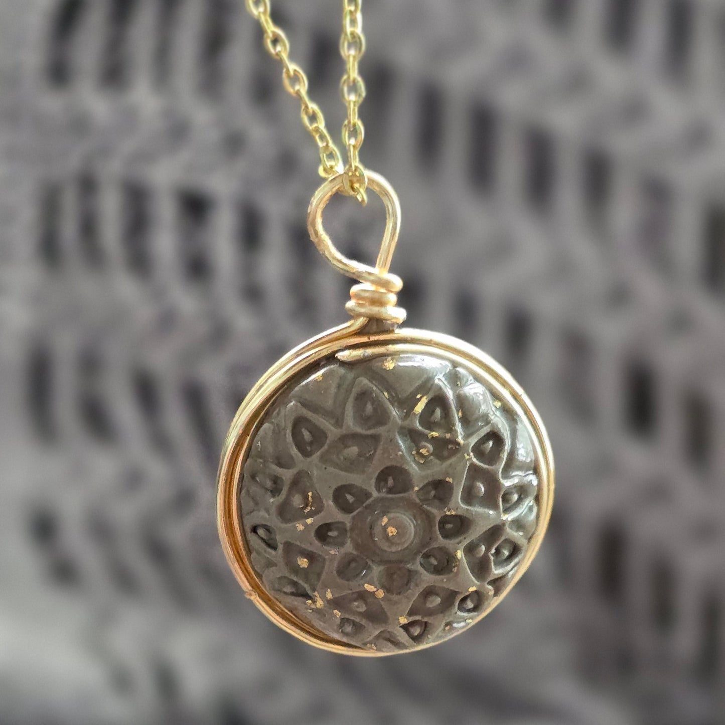 Aesthetic
Handcrafts
Handmade
Trendy
316 stainless Steel
Accesorios únicos
Accesorios boho chic
artisan-crafted jewelry
Blessed Knots design
bohemian style
Boho-chic artisan jewelry
boho-chic jewelry
Exclusive Blessed Knots design
exclusive copper jewelry
Exclusive handmade jewelry
Fashion jewelry
geometric shapes
handcrafted jewelry
Hecho en Puerto Rico
Joyería artesanal moderna
Ocean-inspired jewelry
Polymer clay
pendant necklace fashion
Polymer clay jewelry
Primavera-verano
