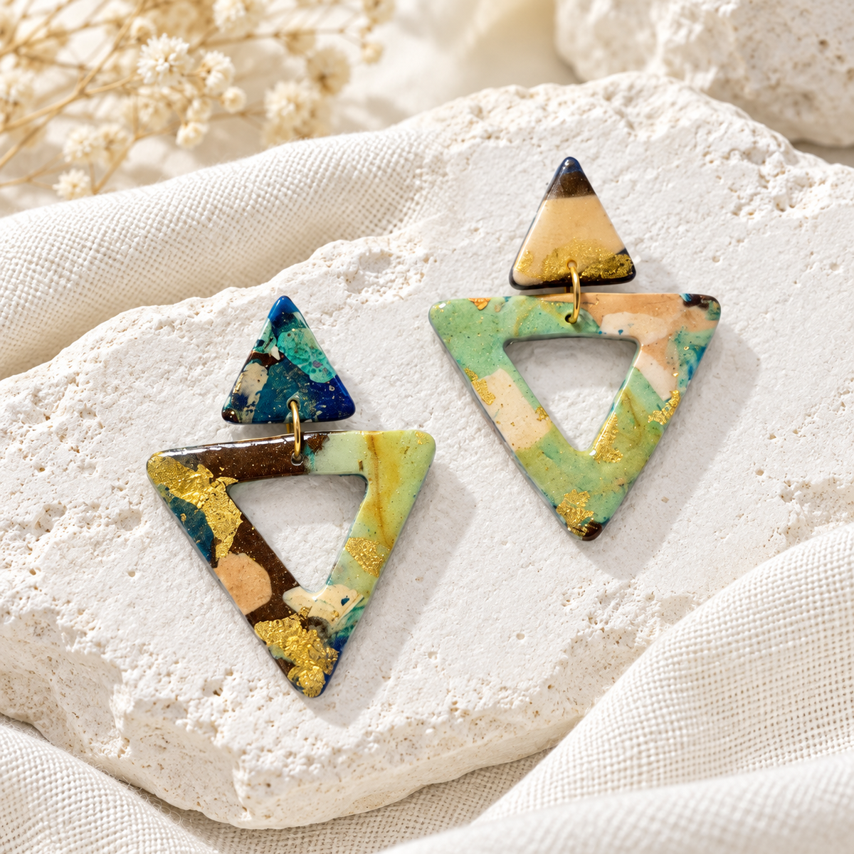 Handcrafts
Aesthetic
Handmade
trendy jewelry
handcrafted jewelry
exclusive handmade jewelry
Blessed Knots design
exclusive handmade earrings
Aretes Artesanales en Polymer Clay
Aretes hechos a mano en polymer clay marmolizado
polymer clay
polymer clay earrings
polymer clay jewelry
polymer clay marmolizado
arcilla polimerica
geometric jewelry