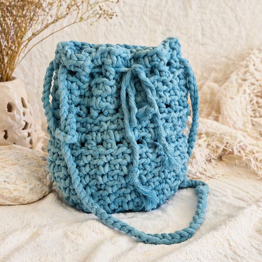 Bolso de crochet
Bolso tejido a mano
Bolso algodón 100%
Bolso azul
Crochet bag handmade
Bolso artesanal
Bolso con cordón
Bolso casual mujer
handmade bag
Bolso pequeño
Accesorios hechos a mano
Blessed knots
Bolsos tejidos Puerto Rico
Bolso ligero
Bolso de verano