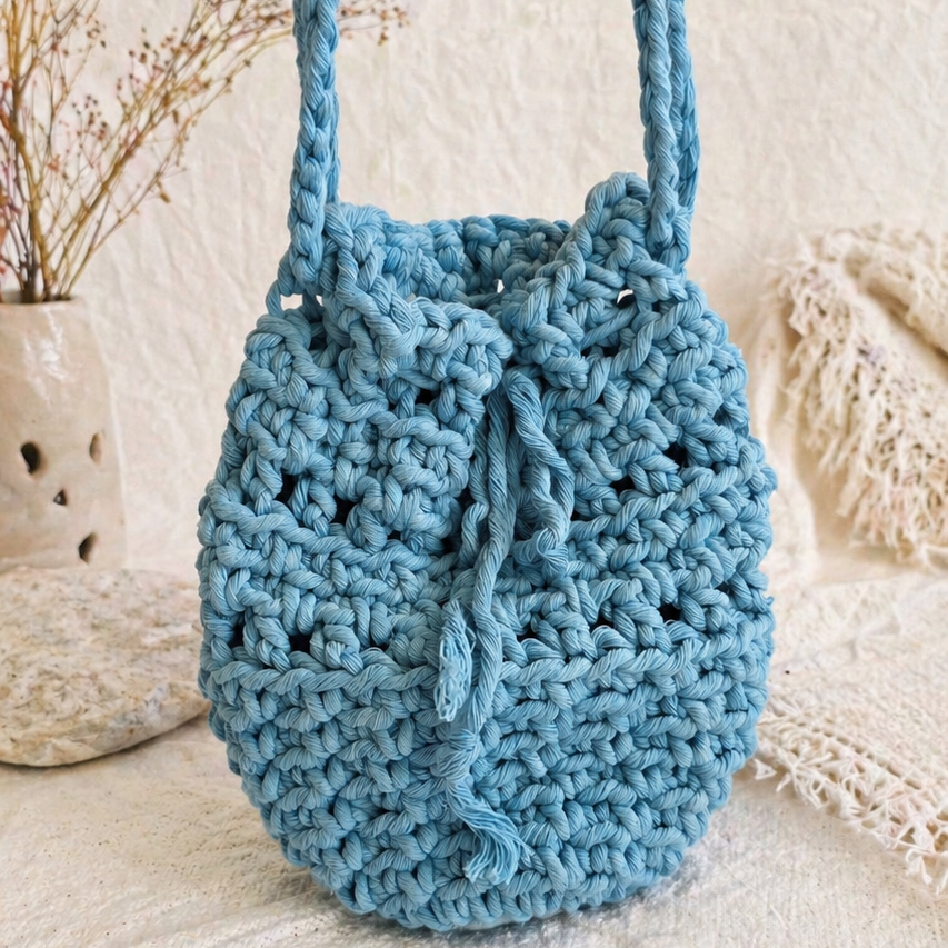 Bolso de crochet
Bolso tejido a mano
Bolso algodón 100%
Bolso azul
Crochet bag handmade
Bolso artesanal
Bolso con cordón
Bolso casual mujer
handmade bag
Bolso pequeño
Accesorios hechos a mano
Blessed knots
Bolsos tejidos Puerto Rico
Bolso ligero
Bolso de verano