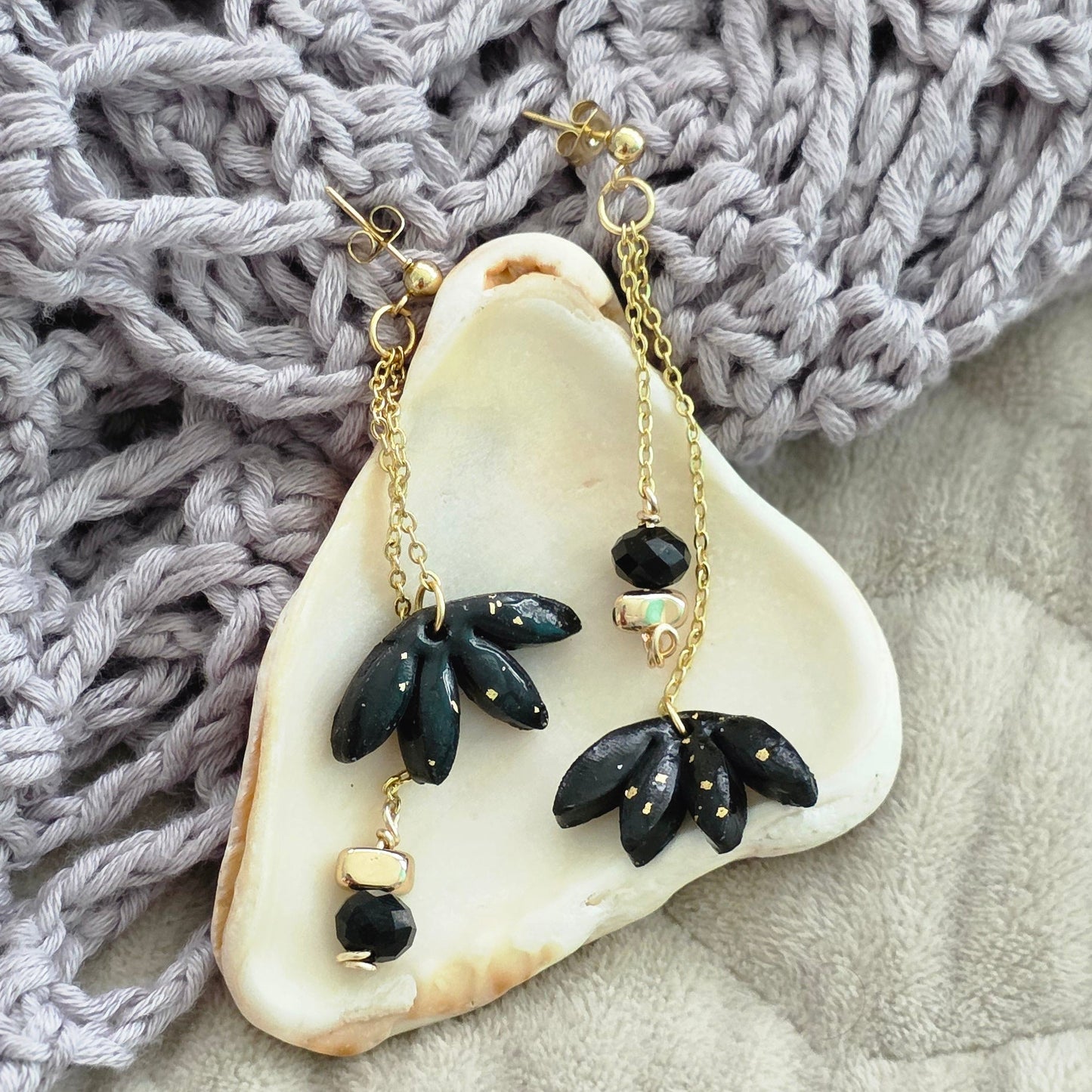 black earrings, polymer clay earrings, handmade earrings, statement earrings, gold detail earrings, dangle earrings, elegant earrings, artisan jewelry, unique earrings, boho earrings, long chain earrings, handcrafted jewelry, modern earrings