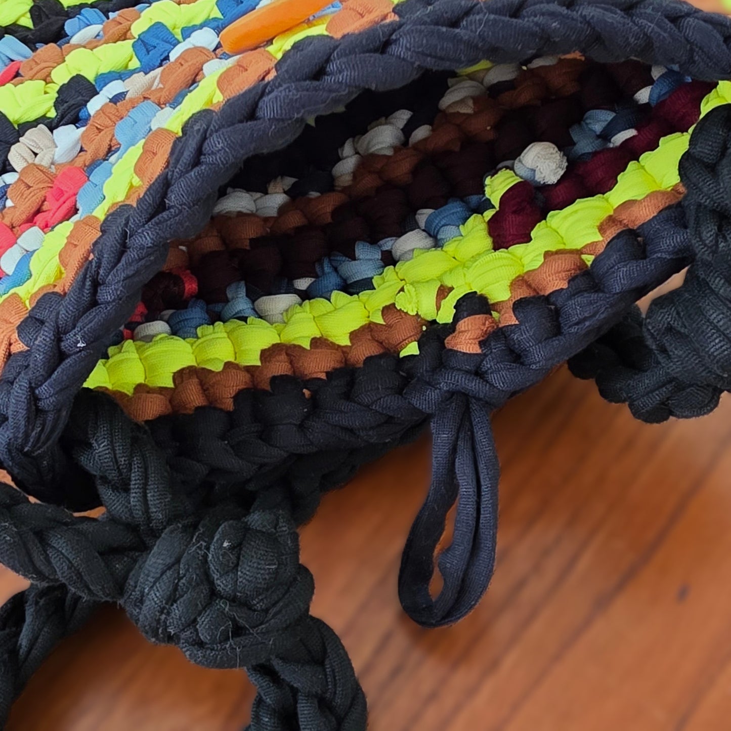 bolso de crochet
Bolso tejido a mano
Bolso trapillo
Bolso poliéster
bolso multicolor
Bolso neón
Bolso con cordón ajustable
Bolso artesanal
Crochet bag handmade
Bolso casual mujer
handmade bag
Accesorios hechos a mano
blessed knots
Bolsos tejidos Puerto Rico
Bolso colorido