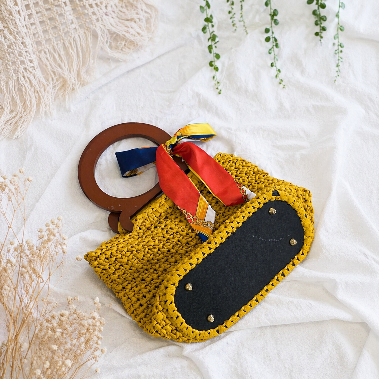 Handcrafts
Handmade
Trendy
crochet craft
Aesthetic
crochet designer
crochet cute
crochet stitches
bohemia bag
cartera de mano
carteras pequeñas
crochet lovers
boho boho
boho outfit
boho accessories
bohemian style
boho chic
Accesorios boho chic
bolsos en crochet
Blessed Knots design
Exclusive Blessed Knots design
raffia
