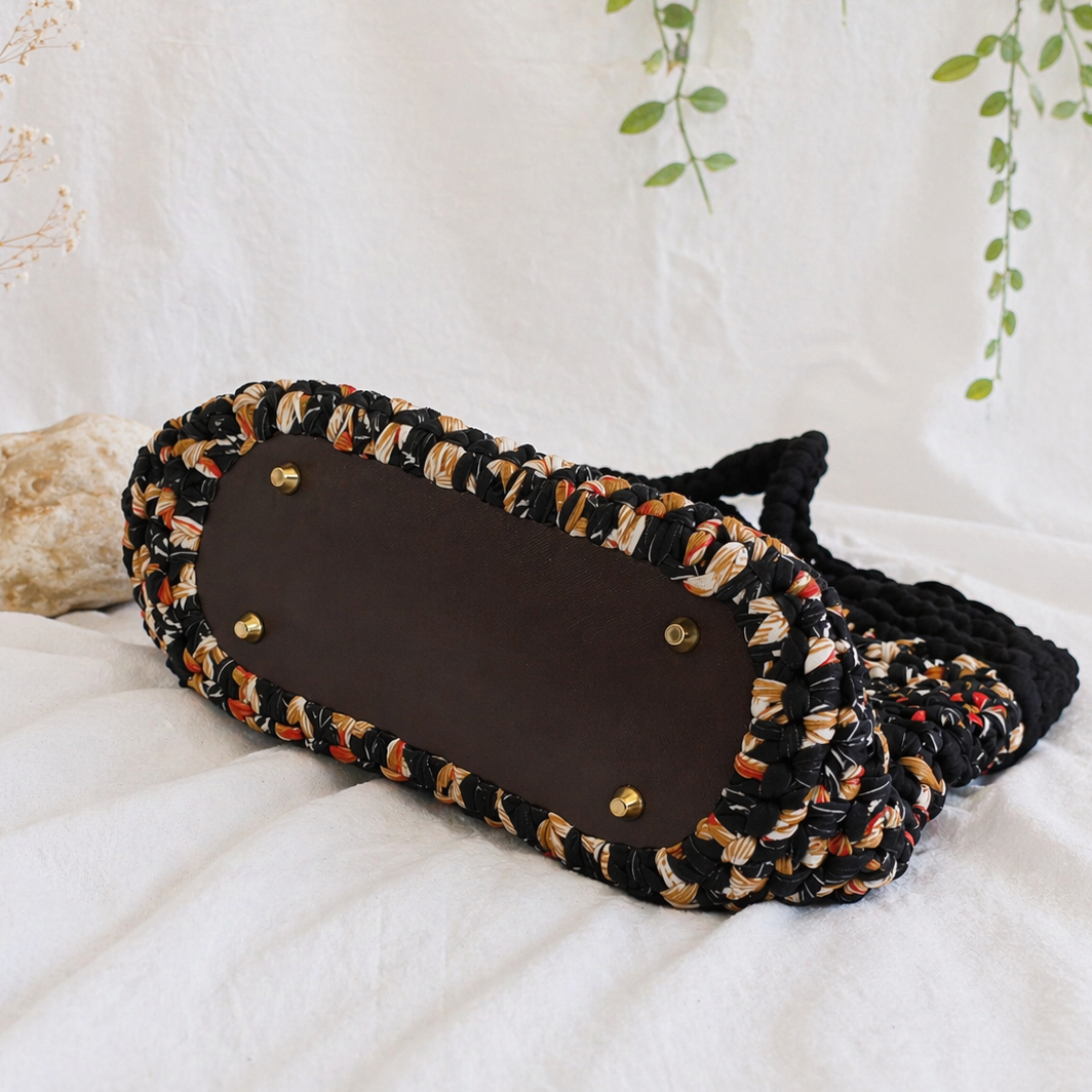 Bolso de crochet
Bolso tejido a mano
Bolso trapillo
Bolso poliéster
Shoulder bag mujer
Bolso artesanal
Bolso con base de faux leather.
Bolso casual
Crochet bag handmade
Bolso moderno
handmade bag
Accesorios hechos a mano
Blessed knots
Bolsos tejidos Puerto Rico
Bolso resistente